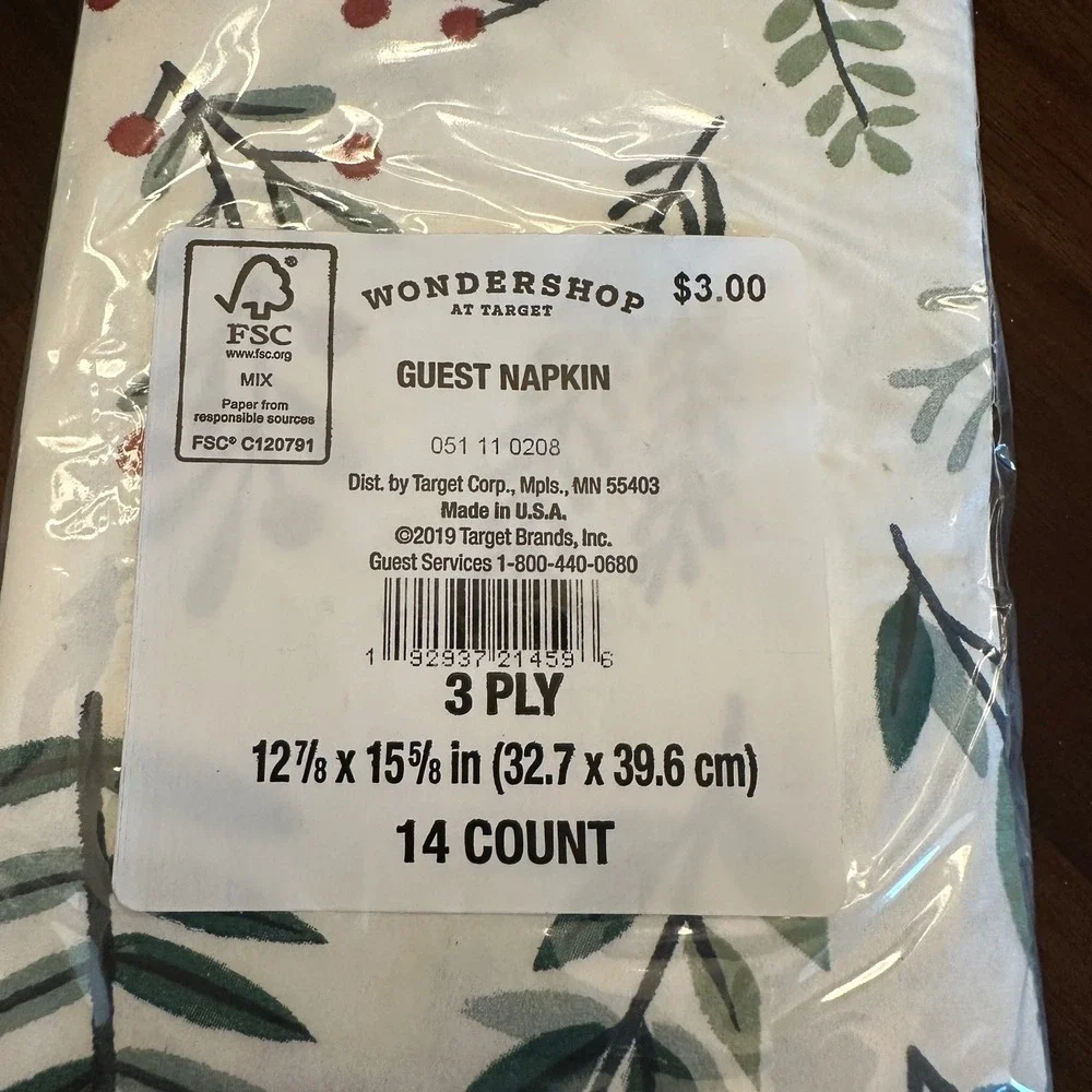 Lenox Wondershop Guest Towels Holiday Nouveau Christmas Napkins Paper 2 Packs